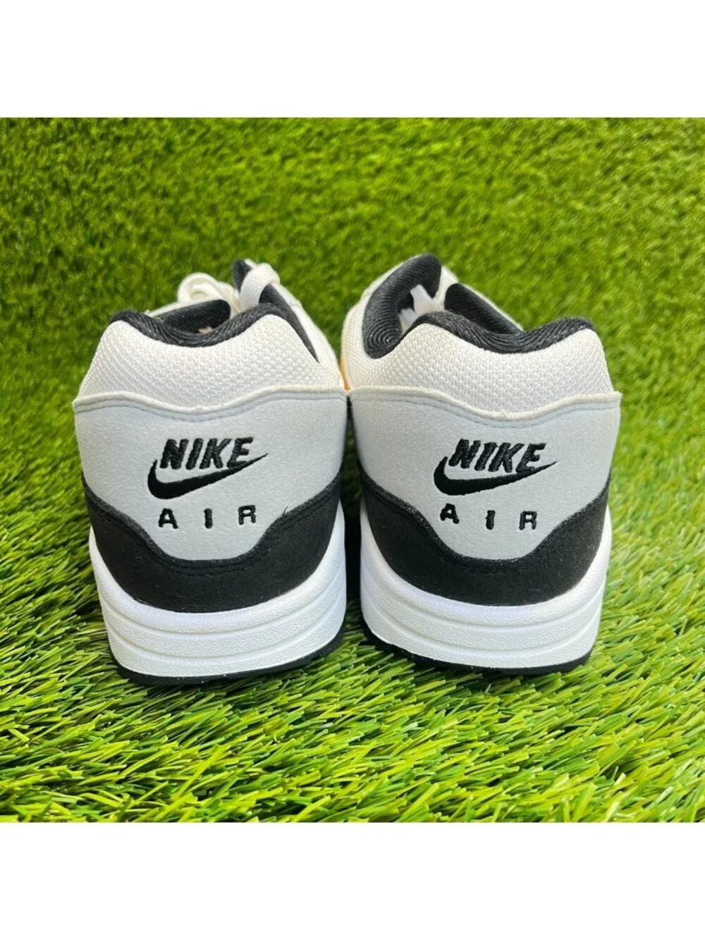 Nike please review